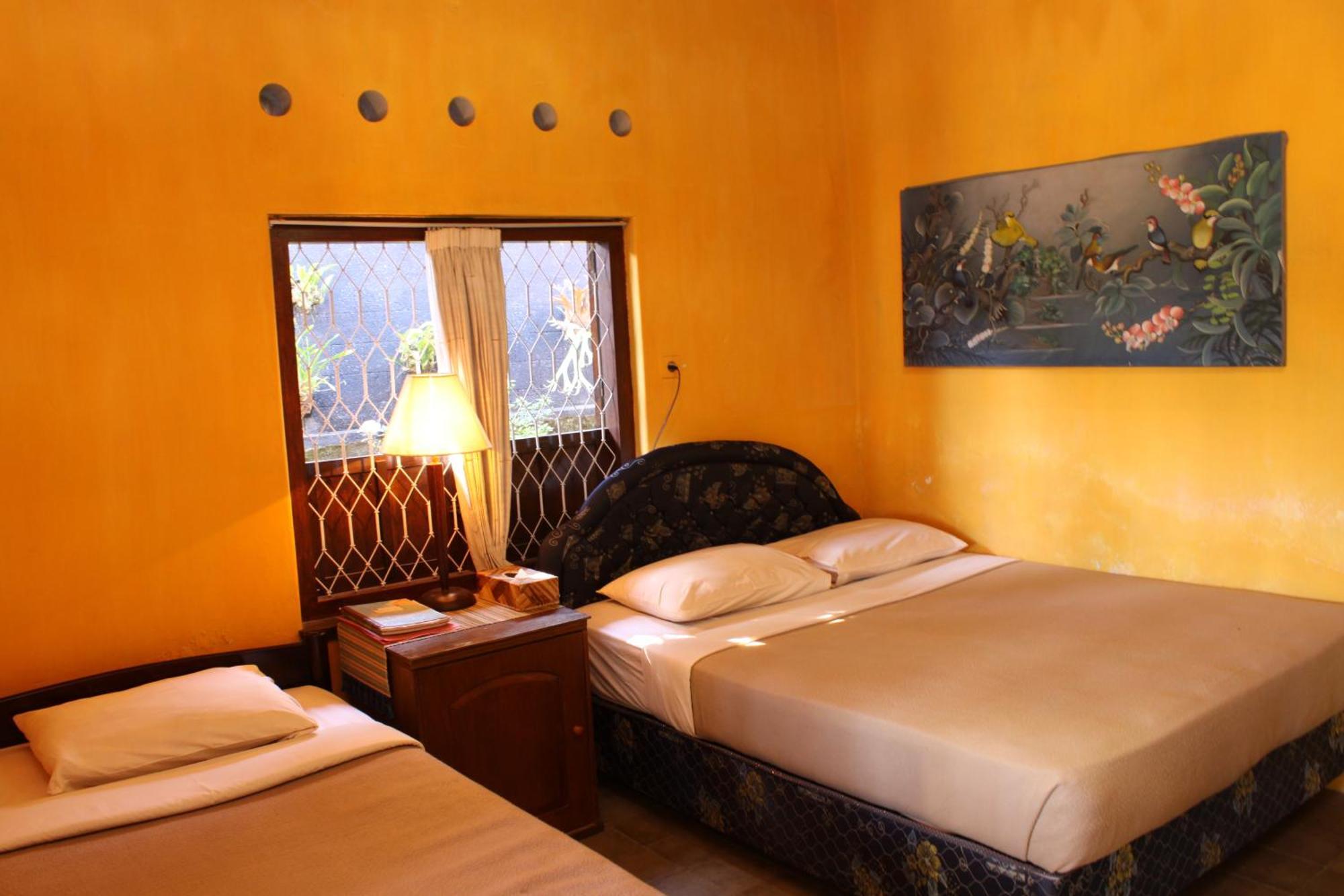 Guru Ratna Apartman Munduk Kültér fotó